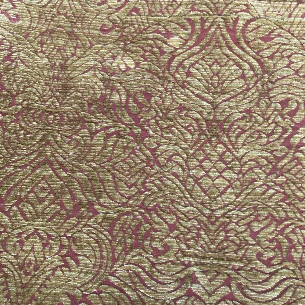 Luxurious Burgundy and Gold Damask Placemat - set of 8 plus 1 larger piece